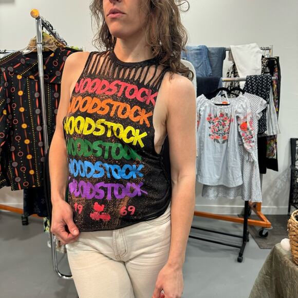 Distressed WoodStock Rainbow 🌈 Tank Top Medium - Picture 1 of 6